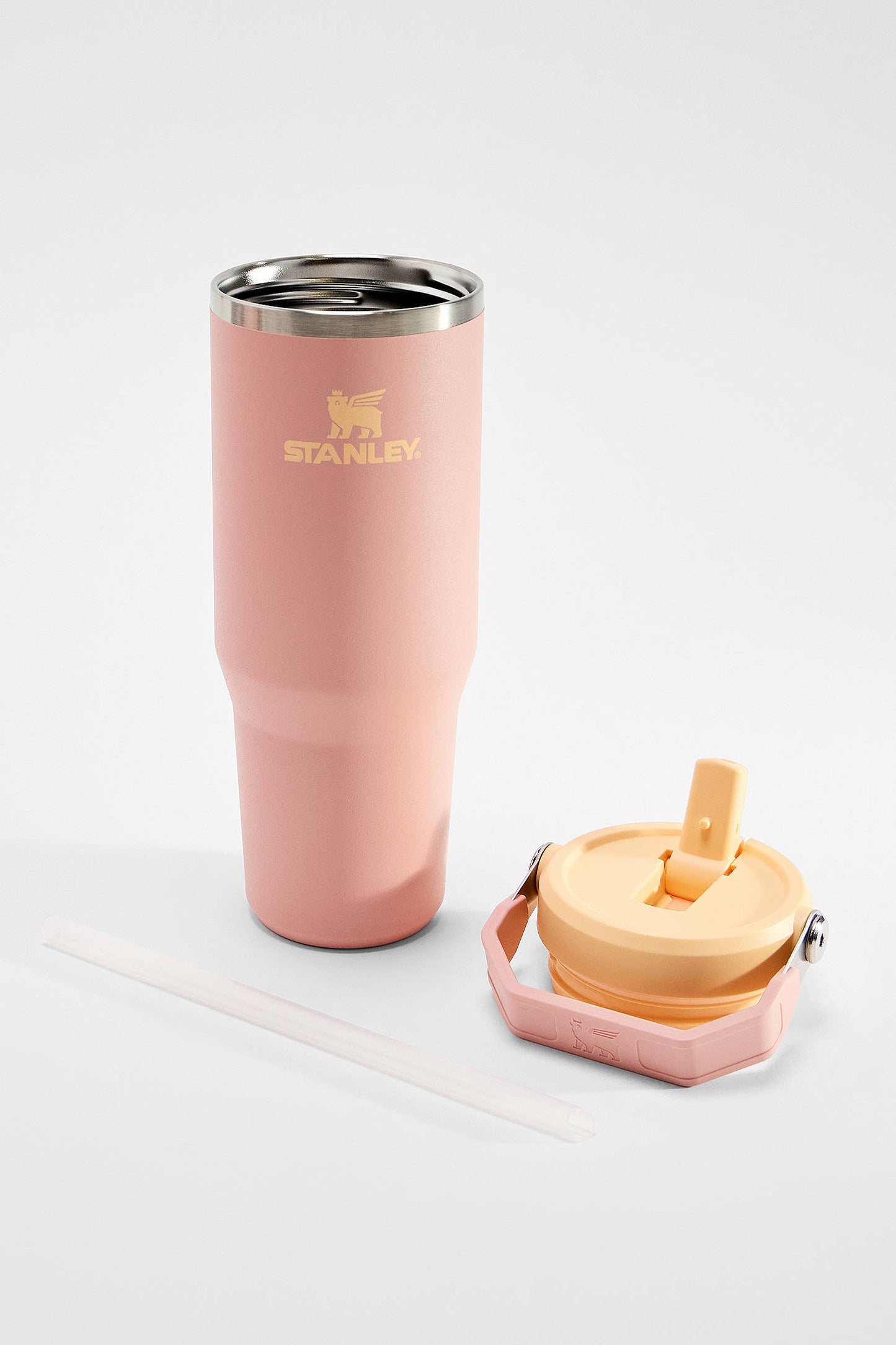 Botella Térmica Stanley Peach Rose Flip Straw 2.0 887ml / 30oz