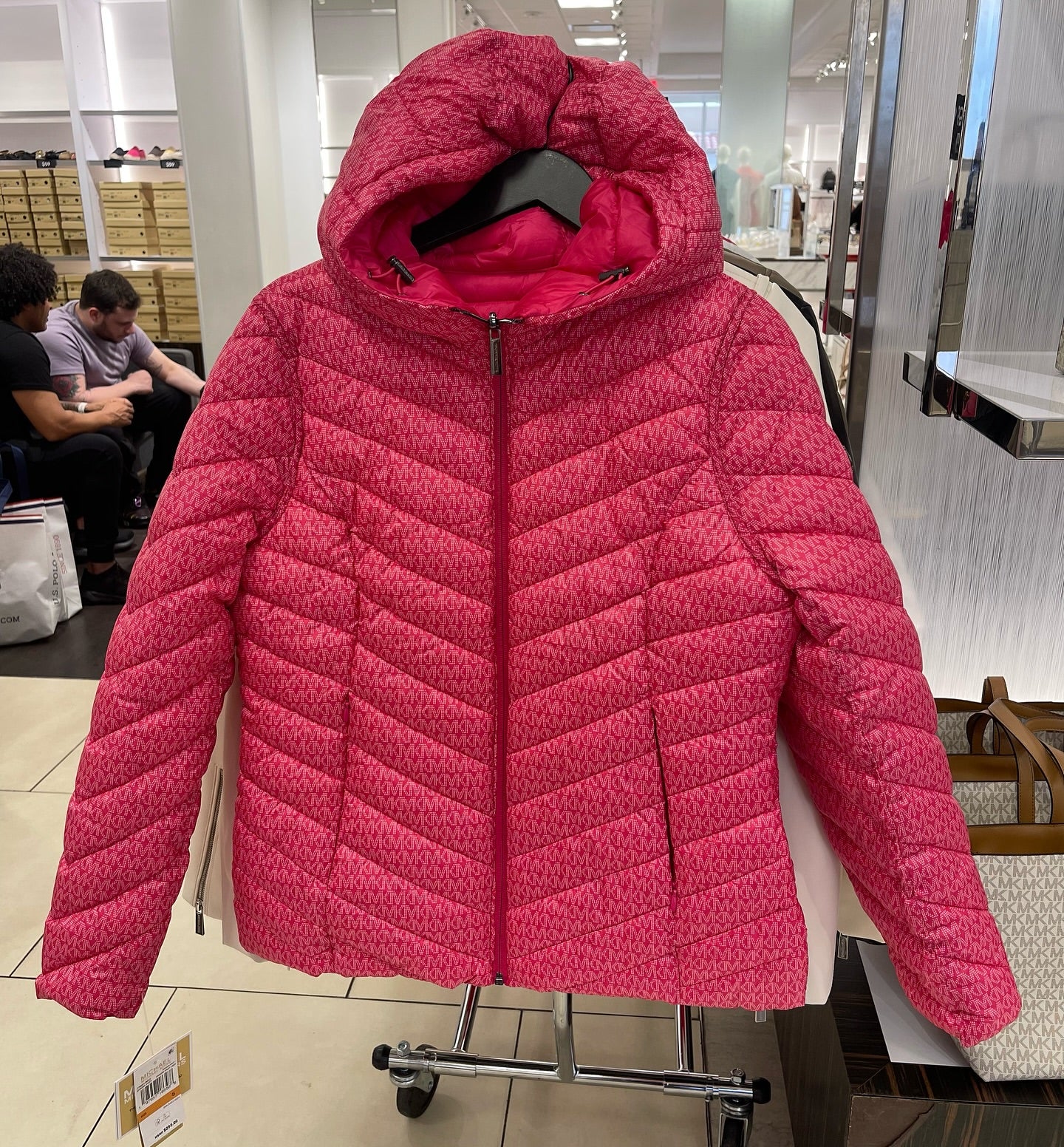Chaqueta Michael Kors Chevron Reversible Fucsia