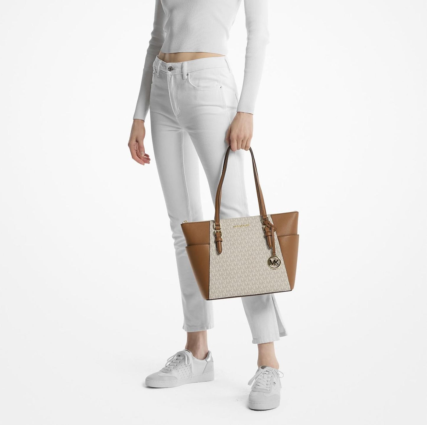 Cartera Michael Kors Charlotte Vainilla
