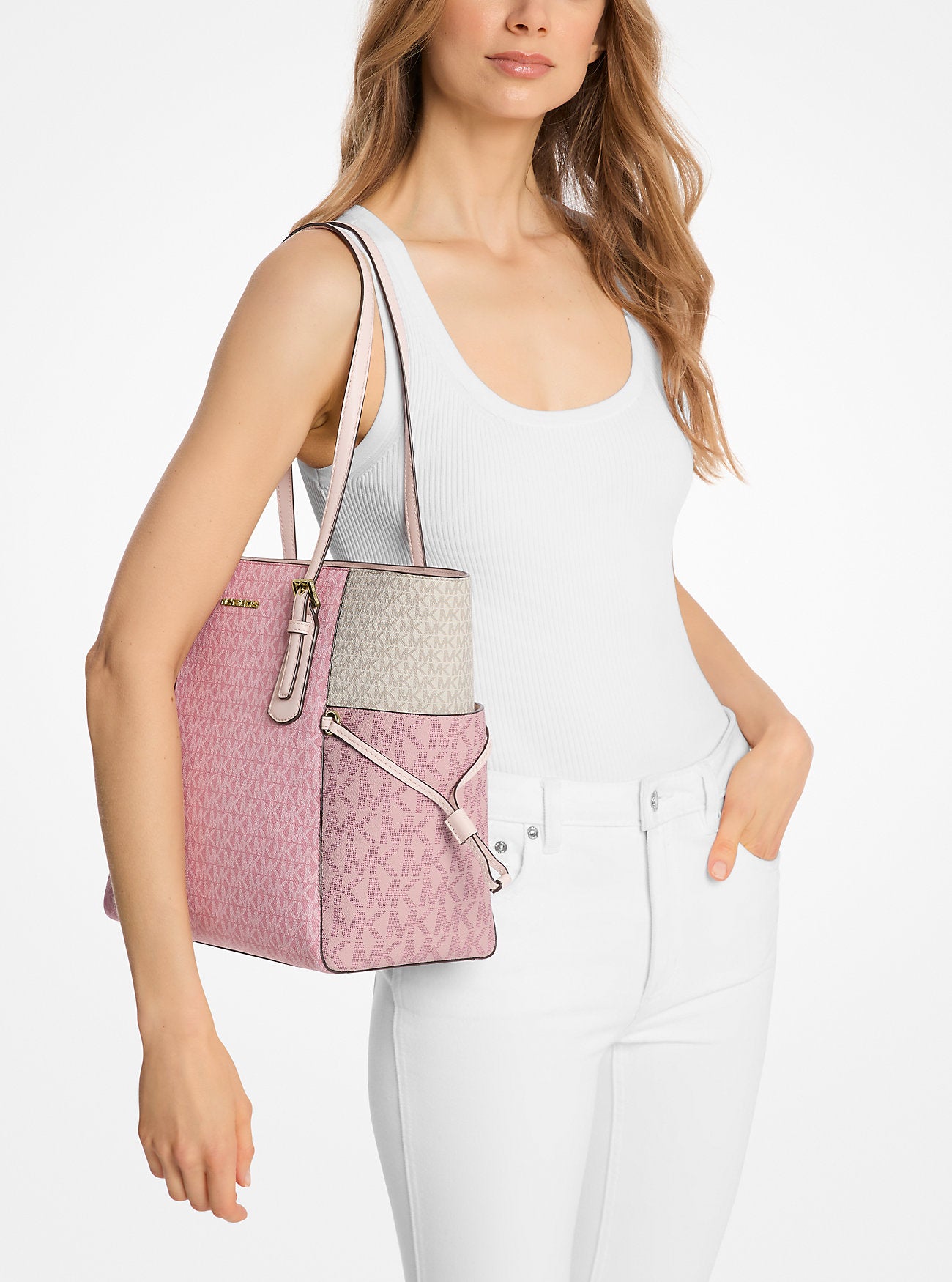 Cartera Michael Kors Tote Voyager Multicolor Rosa